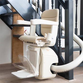 Handicare Freecurve stair lift